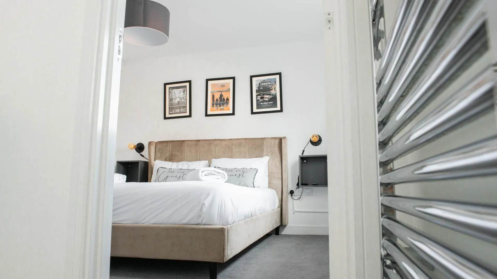 Spacious & Stylish 4-Bed House With Hot Tub In Prime Location Southampton
